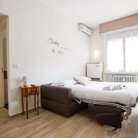 Lorenteggio Studio Apt Milano Esterno foto